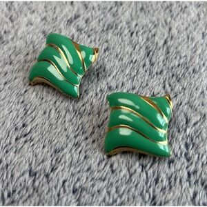 Vintage Emerald Green Swirl Clip On Earrings Gold Tone Glamorous Statement